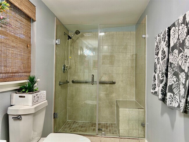 Building Photo - 4731 Bicentennial Ct