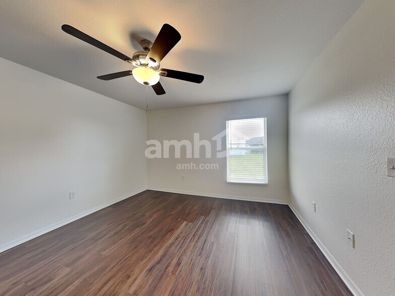 Building Photo - 3611 Welsch Way