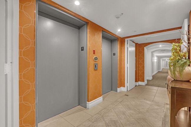 Building Photo - 651 Okeechobee Blvd