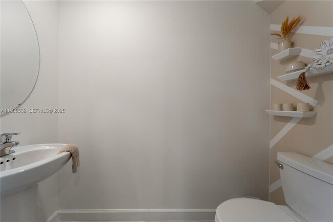 Building Photo - 26431 SW 148th Ave