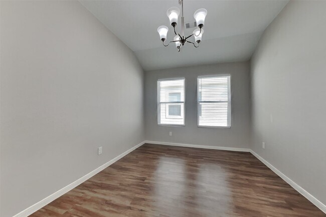 Building Photo - 16716 Foursquare Dr