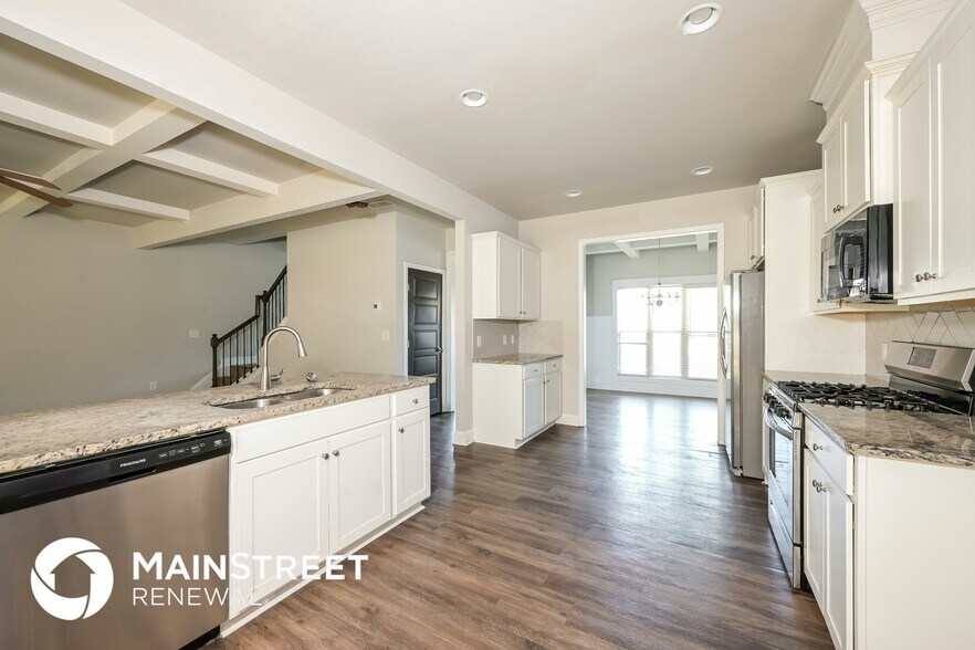 Building Photo - 767 Overlook Gln Dr
