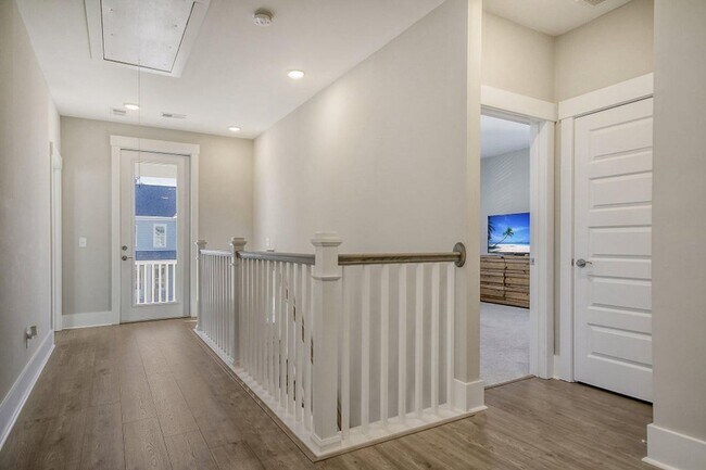 Building Photo - Refined Living in Midtown Nexton