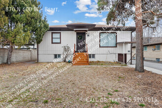 Building Photo - Cute vintage remodeled basement apartment