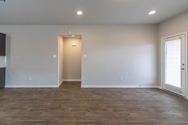 Building Photo - 239 Fall Aster Dr