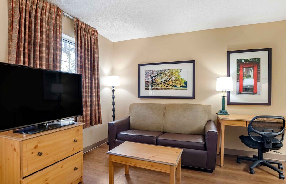 Building Photo - Furnished Studio-Los Angeles - Monrovia
