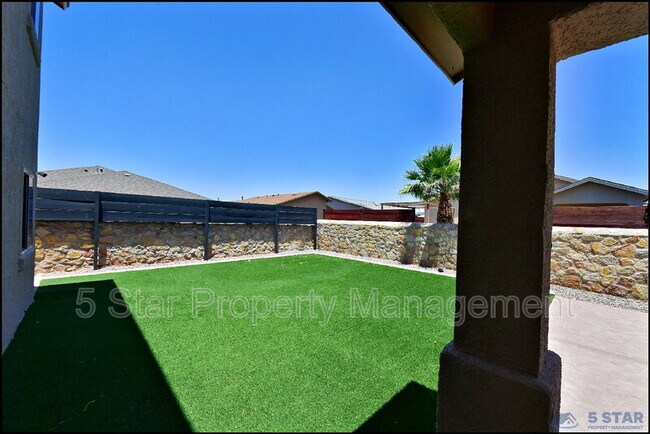 Building Photo - 14925 Willie Worsley Ave