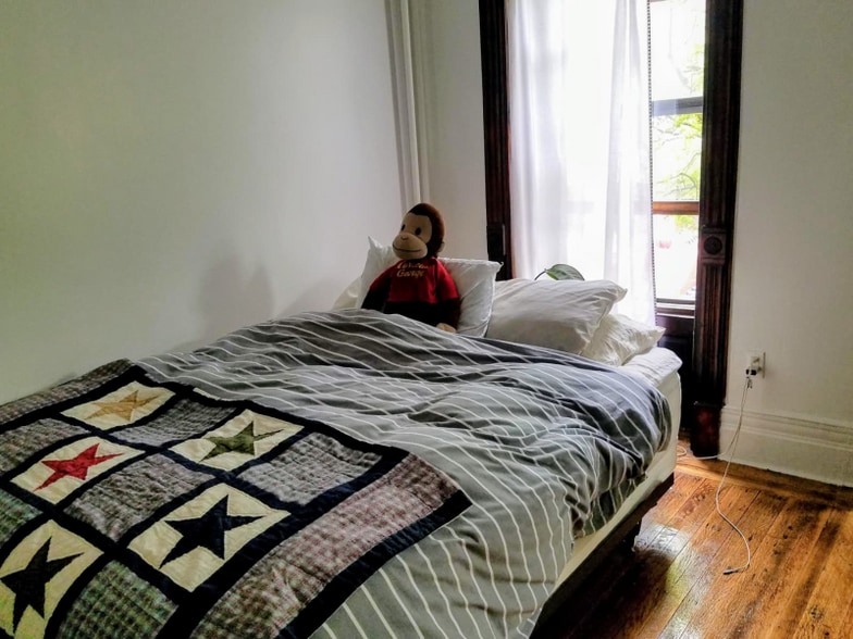 Building Photo - 272 Decatur St