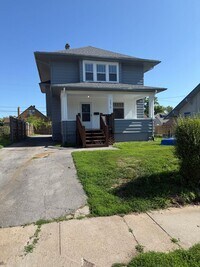 Building Photo - Sunny Minne Lusa 3 BR