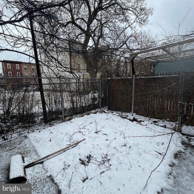 Building Photo - 2214 W Berks St