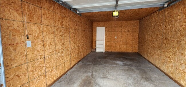 Building Photo - CHECK OUT THIS STUNNER!!  Beautifully Updated, Spacious 2 Bedrooms, 2 Full Baths Storage Closet A...