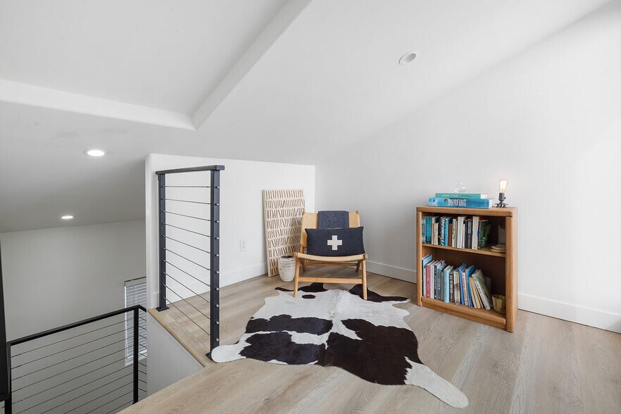 Building Photo - 236 Camellia Ln