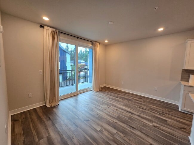 Building Photo - One Bedroom with Office