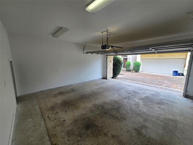 Building Photo - 3440 Cline St