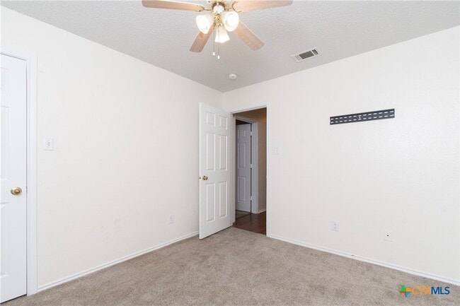 Building Photo - 3301 Dorothy Jane Dr