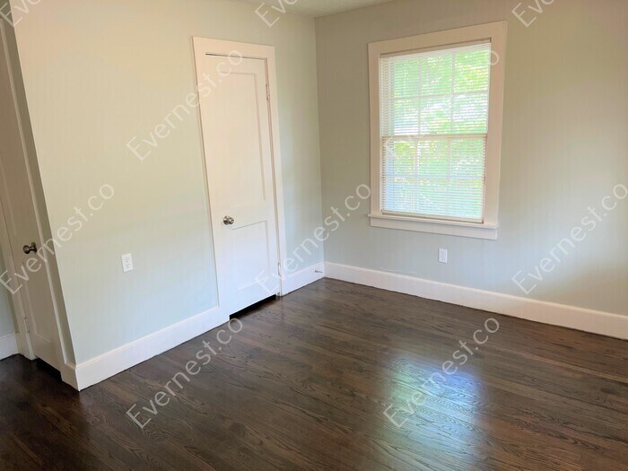 Building Photo - 795 Heflin Ave E