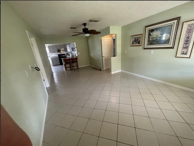 Building Photo - 3303 Minnow Creek Dr