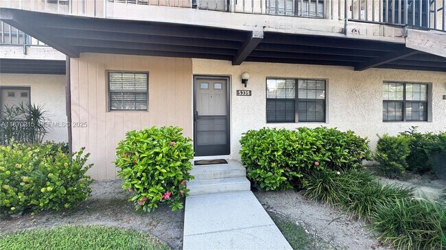 Building Photo - 5339 Treetops Dr