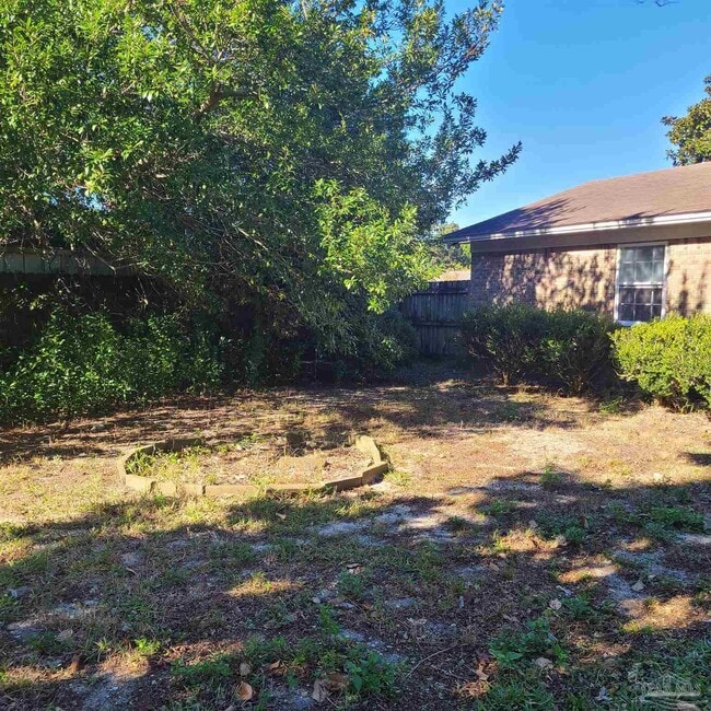 Building Photo - 3014 Ranchette Square