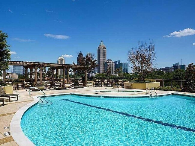 Building Photo - 270 17th St NW