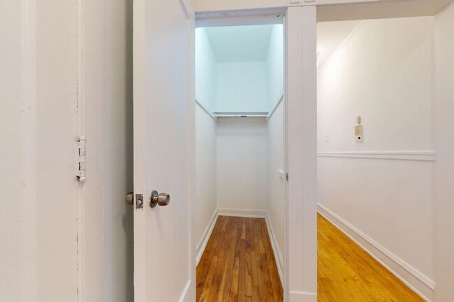 Floorplan - 5339-5345 S. Woodlawn Avenue