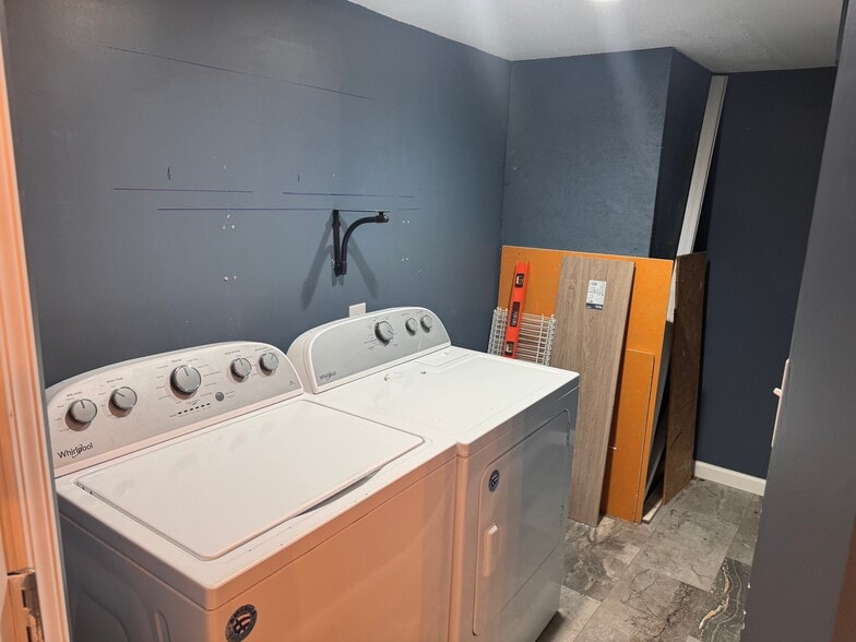 Building Photo - 1700 Harris Bridge Rd