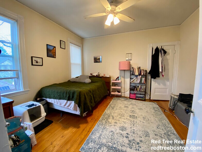 Building Photo - 31 Hurd Rd