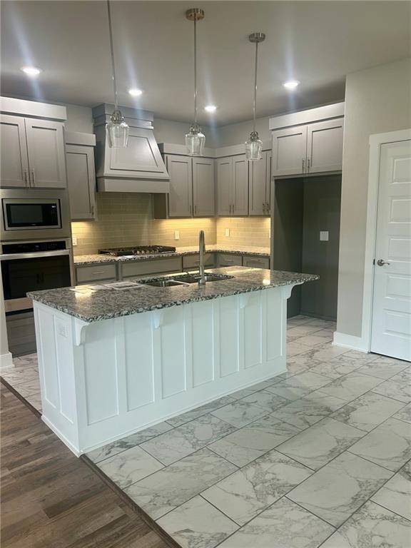 Building Photo - 224 Ryder St