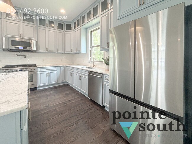 Building Photo - 10682 Noreaster Way