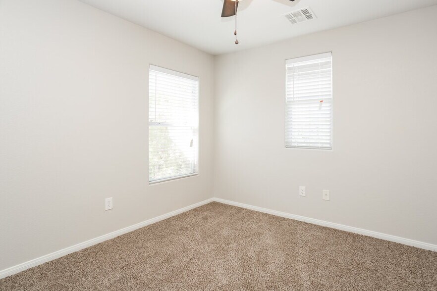 Building Photo - 5812 Gemstone Peak St