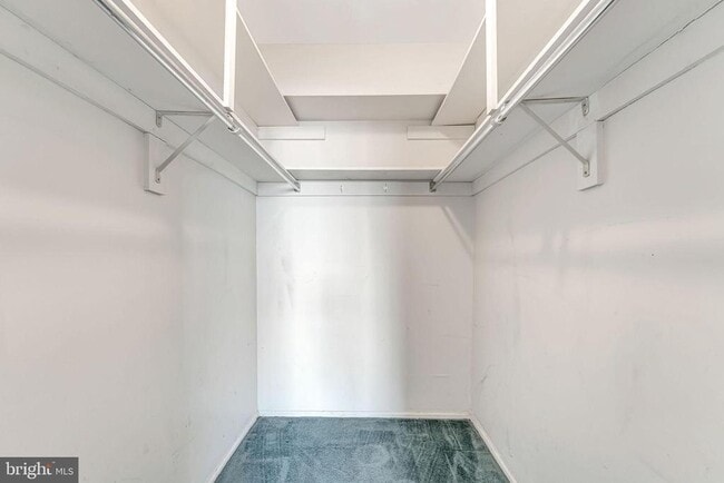 Building Photo - 1707A Heatherstone Ct