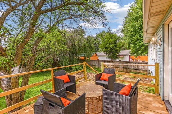 Building Photo - 3747 Christie Rd W