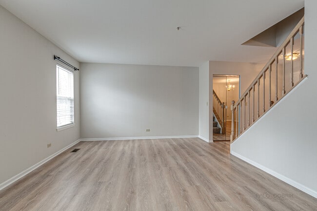 Building Photo - 1291 Orleans Dr