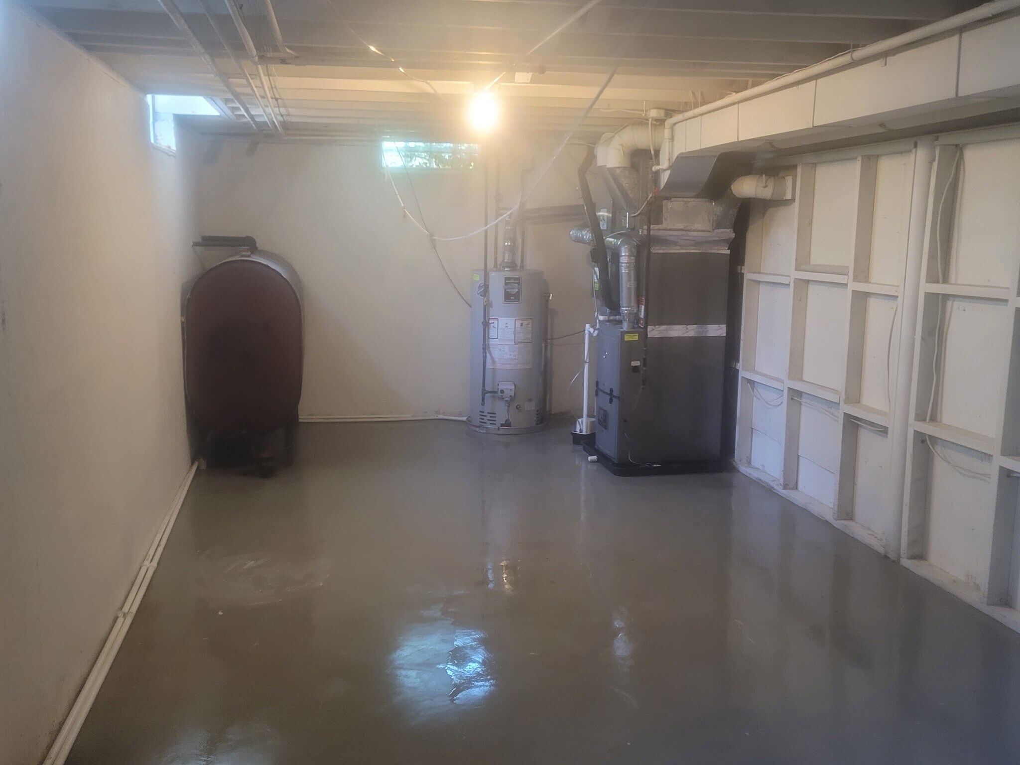 Basement - 719 Bristol Ave NW