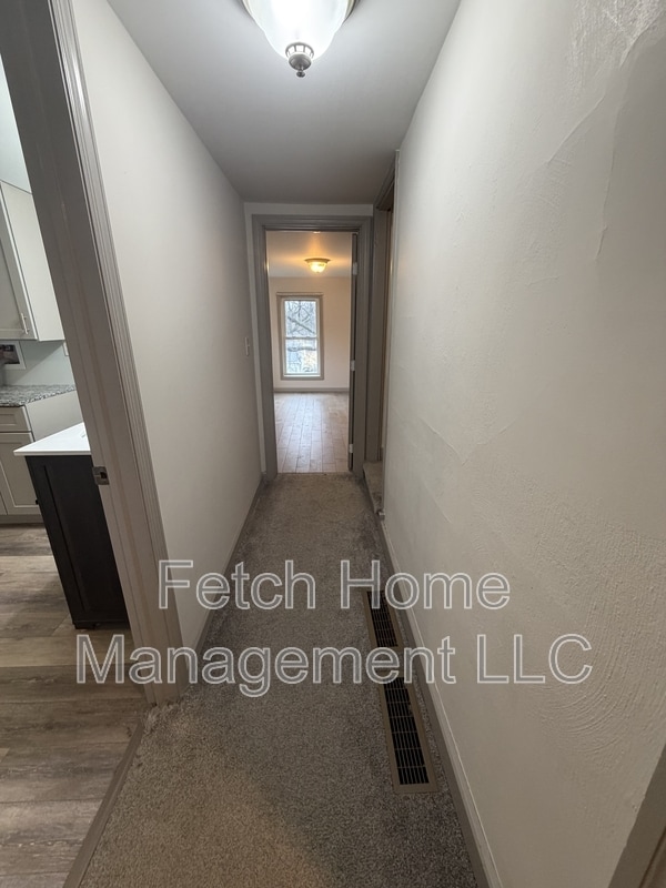 Building Photo - 34 N Lee St