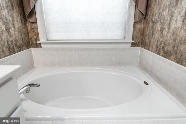 Building Photo - 11545 Cavalier Landing Ct