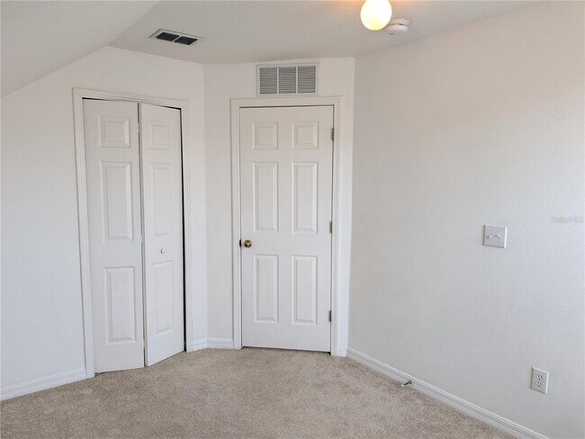 Building Photo - 24606 Victoria Wood Ct