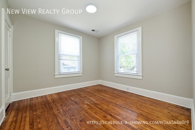 Building Photo - 134 Saluda St