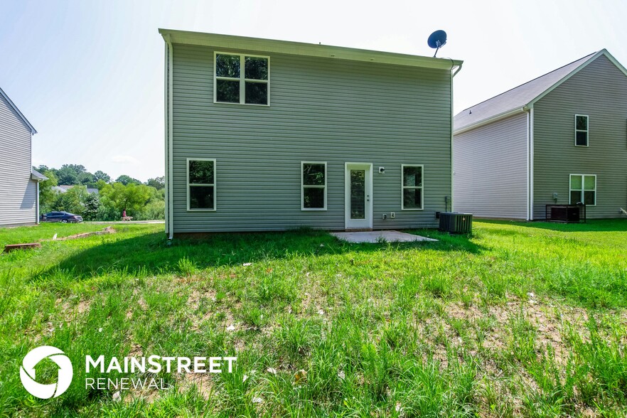 Building Photo - 4635 Montelena Dr