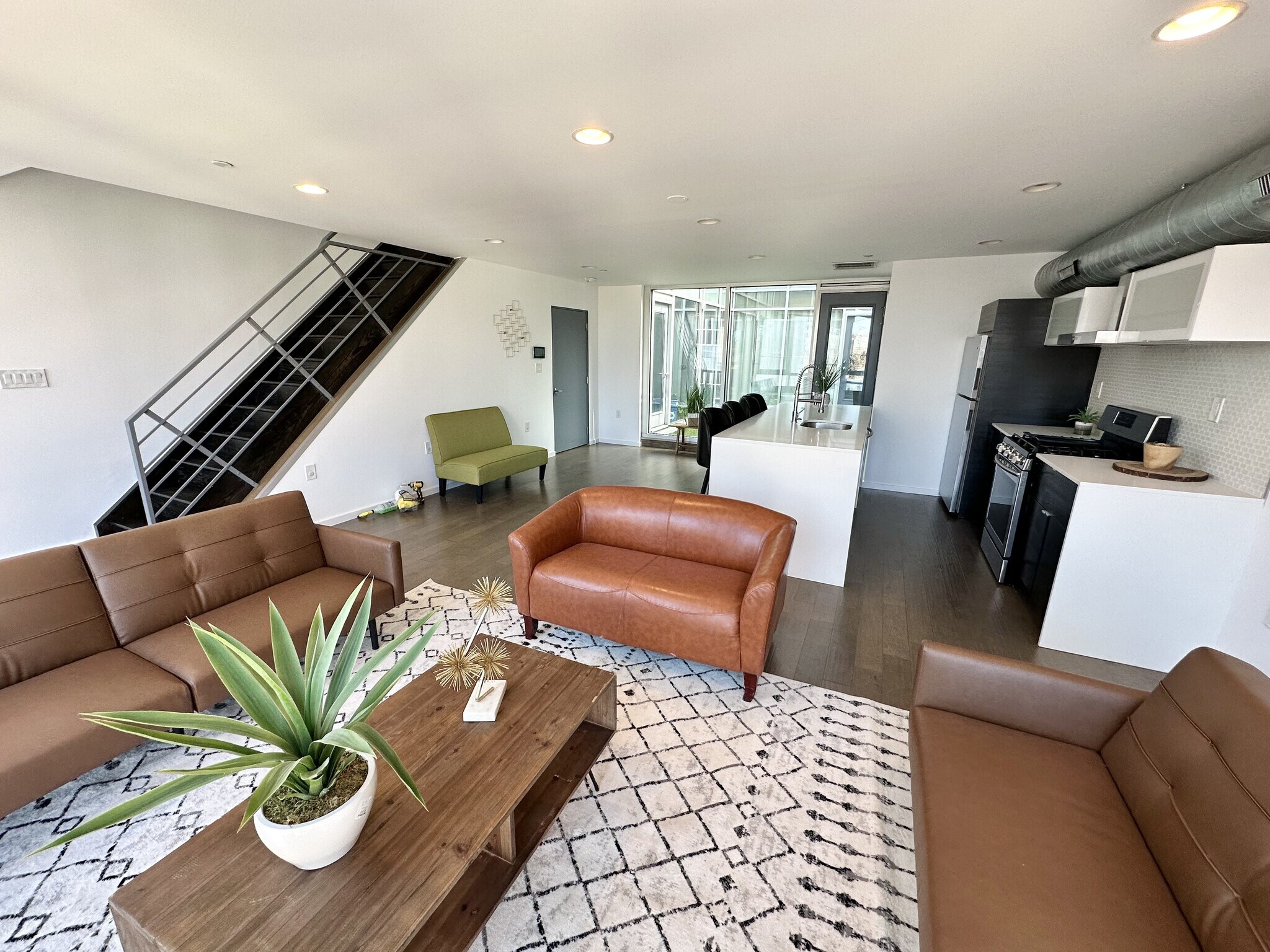 Building Photo - 1422 N 7th St