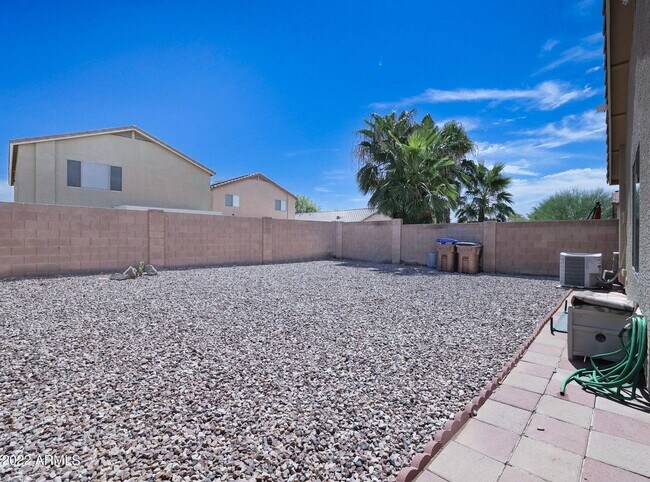 Building Photo - 40117 W Hayden Dr