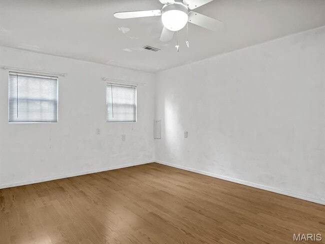 Building Photo - 217 Jubaka Dr