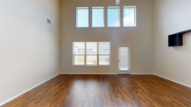 Building Photo - 3818 St Simon Manor Dr