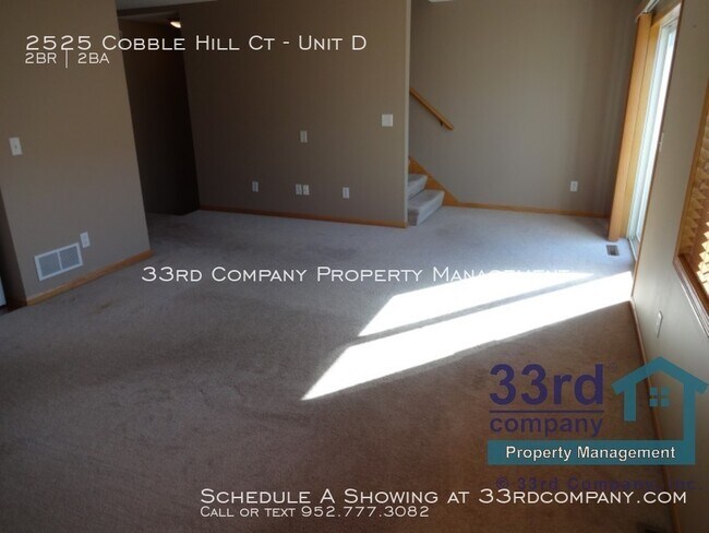 Building Photo - Updated Townhome in Woodbury!