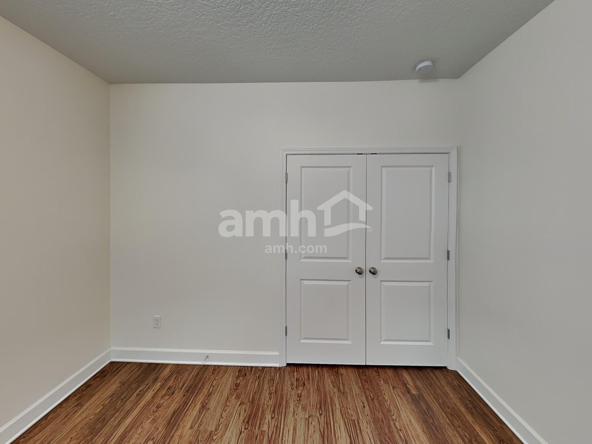 Building Photo - 3054 Creek Village Ln