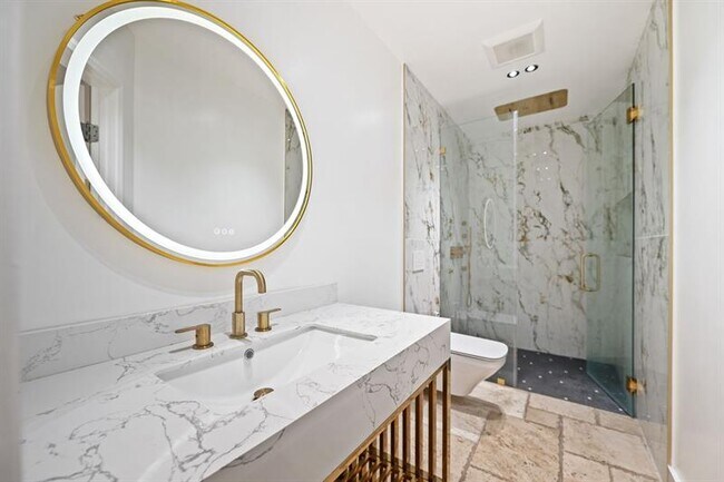 Building Photo - 5220 N 31st Pl