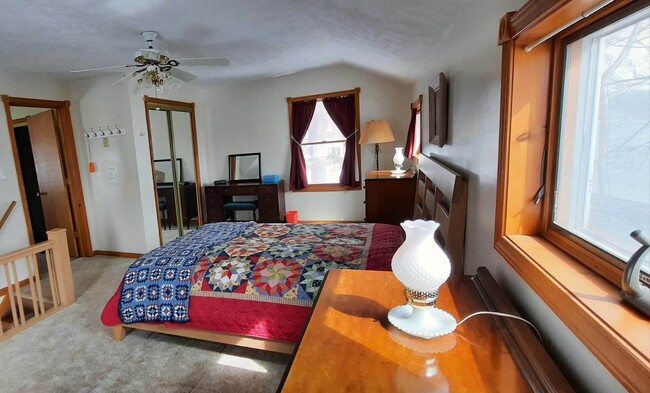 Primary Photo - 4883 Cordes Rd