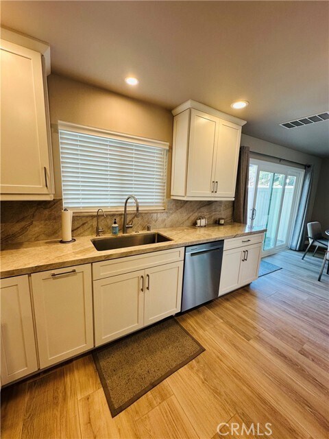 Building Photo - 6647 Palma Cir