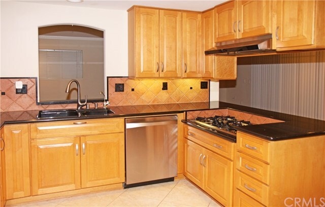 Building Photo - 9225 Talbert Ave