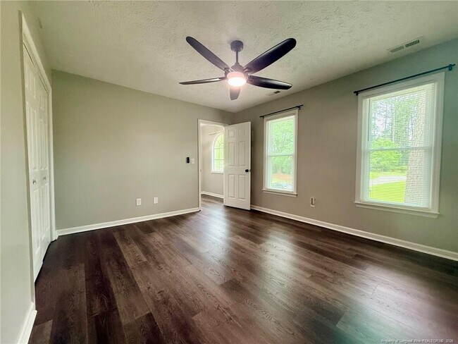 Building Photo - 632 Bromsworth Trail